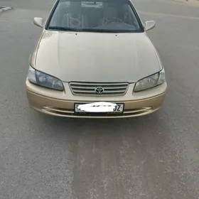 Toyota Camry 1997