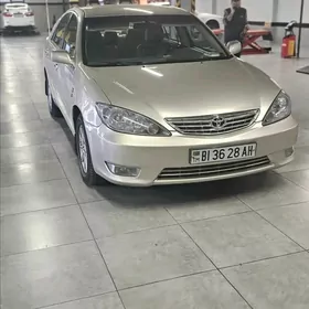 Toyota Camry 2004