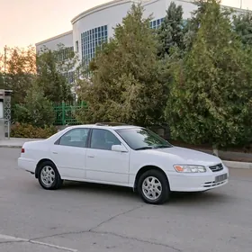 Toyota Camry 2000