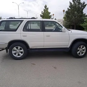 Toyota 4Runner 2000