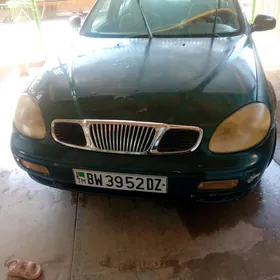 Daewoo Leganza 1999