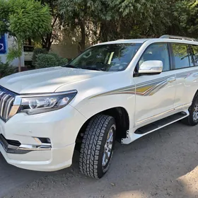 Toyota Land Cruiser Prado 2010