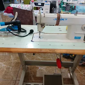 Jukky tikin maşyn