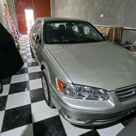Toyota Camry 2000