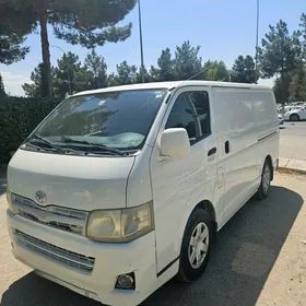 Toyota Hiace 2012