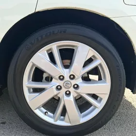 Nissan Pathfinder 2014