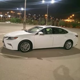 Lexus ES 350 2016
