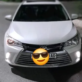Toyota Camry 2017