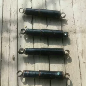 UAZ  469  ENJAMLARY
