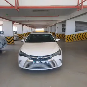 Toyota Camry 2016