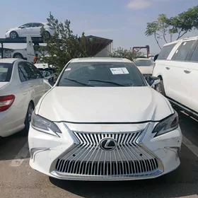 Lexus ES 350 2020