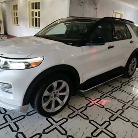 Ford Explorer 2022