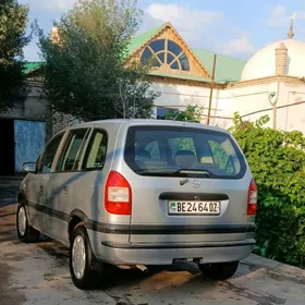 Opel Zafira 2003