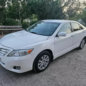Toyota Camry 2011