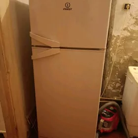 indesit holodilnik