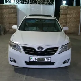 Toyota Camry 2010
