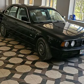 BMW 520 1989