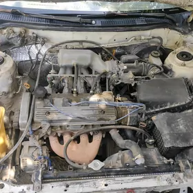 Toyota Corolla 2000