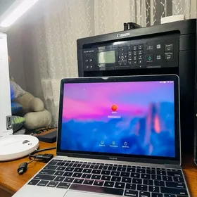 MacBook