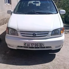 Toyota Sienna 2000