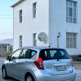 Nissan Versa 2013