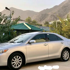 Toyota Camry 2011