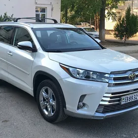 Toyota Highlander 2018