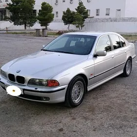 BMW E39 1999