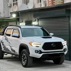 Toyota Tacoma 2024
