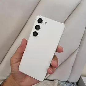 Samsung S23 8/256