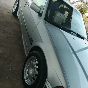 BMW 320 1992