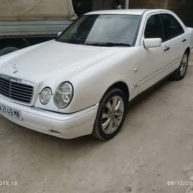 Mercedes-Benz E320 1998