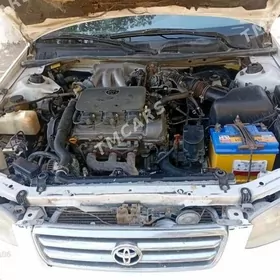 Toyota Camry 2000