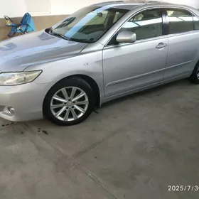 Toyota Camry 2010