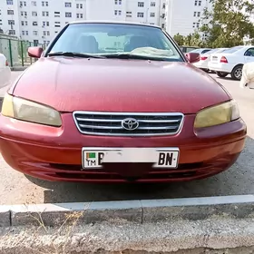 Toyota Camry 1999