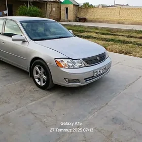 Toyota Avalon 2001