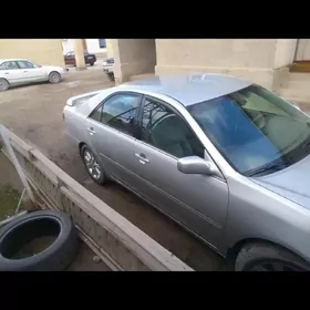 Toyota Camry 2005