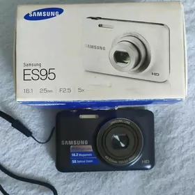 fotoaparat ES95