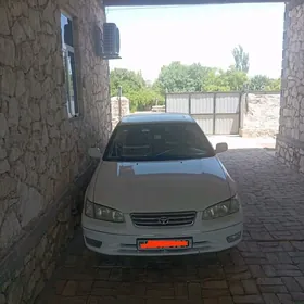 Toyota Camry 1997