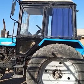 MTZ 82 2012