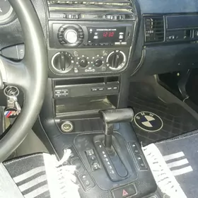 BMW 325 1991