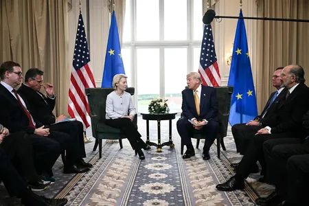 США и ЕС заключили торговое соглашение. Тарифы для европейских стран составят 15%