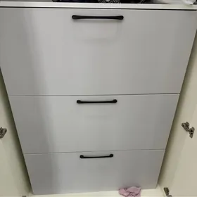 обувной шкаф