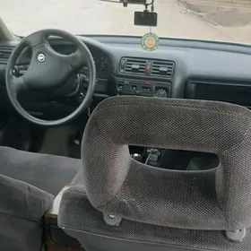 Opel Vectra 1990