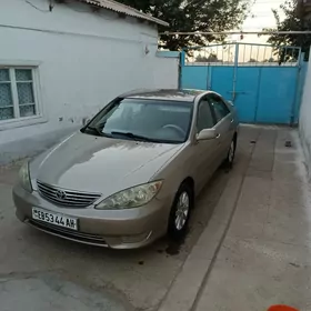 Toyota Camry 2005
