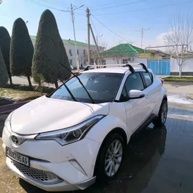 Toyota C-HR 2019