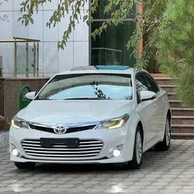 Toyota Avalon 2013