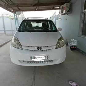 Toyota Sienna 2008