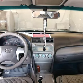 Toyota Camry 2010