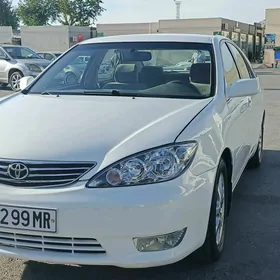 Toyota Camry 2003